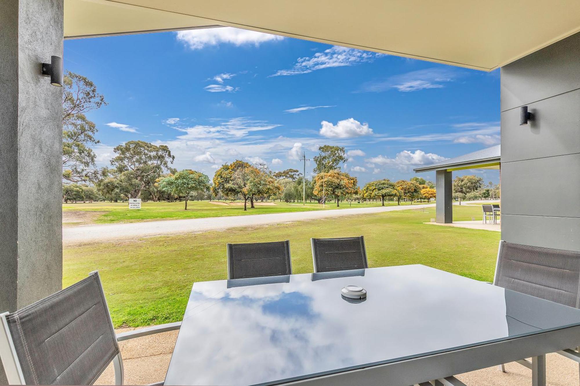 Comfort Suites Clubarham Golf Resort Barham Exterior foto